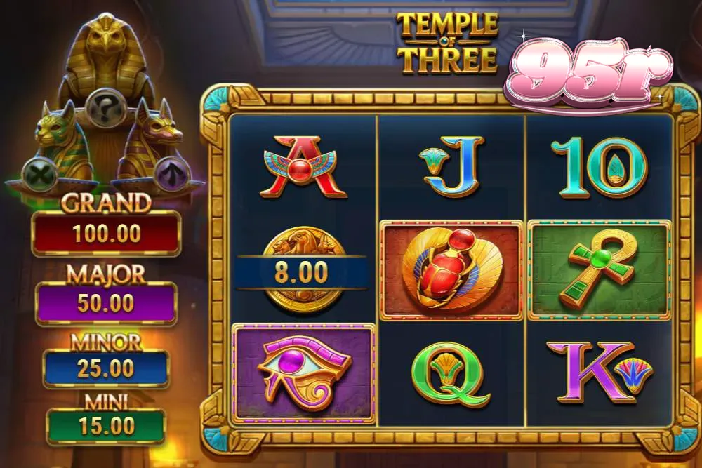 Interface do jogo de slot Temple of Three com temática egípcia